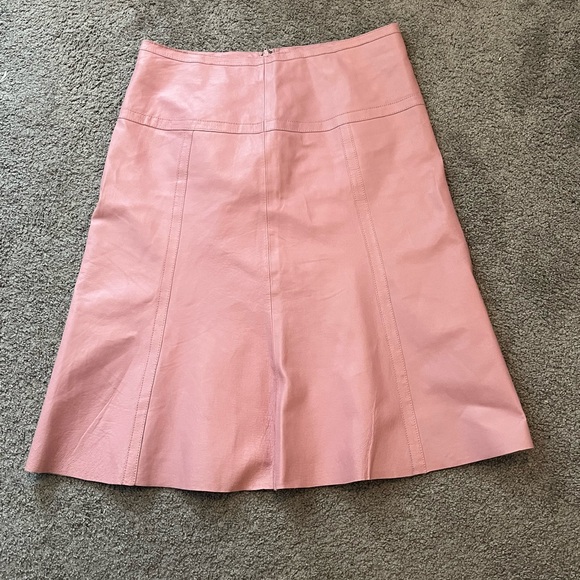 Danier size 8 Pink Midi Leather Skirt - Picture 2 of 15